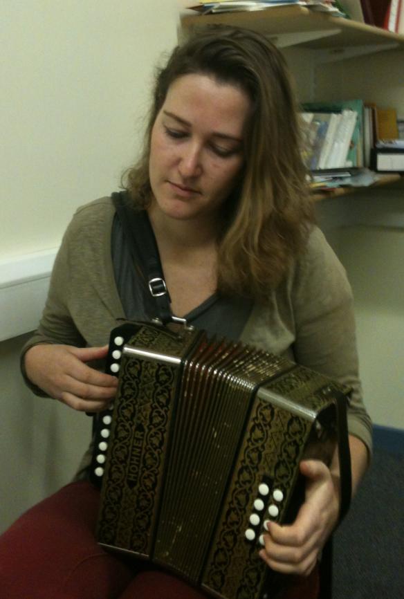 Jill - click for "Hebridean Tunes"